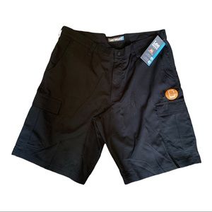 Lee Dungarees black men’s shorts waist size 40.